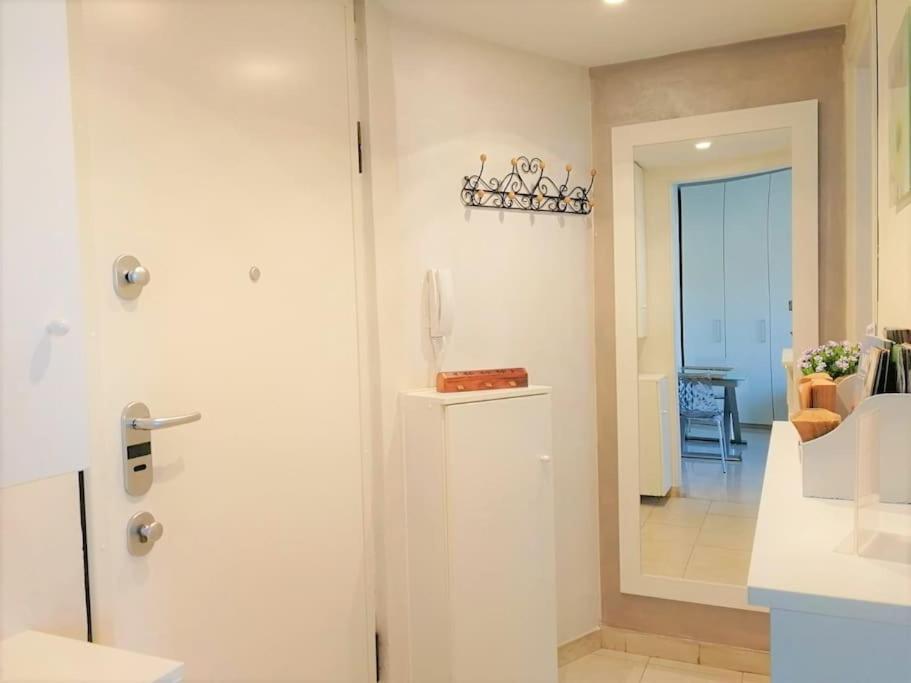 Gef House - Studio Apartment Bande Nere Milano Eksteriør bilde
